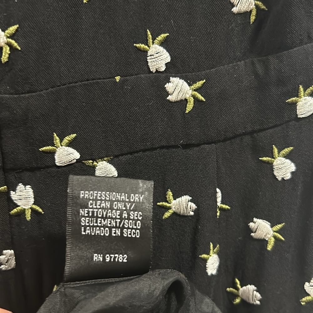JILL STUART Black Floral V-Neck Mini Dress Size 2 Ruffled Sheath $318 Designer - Picture 9 of 9